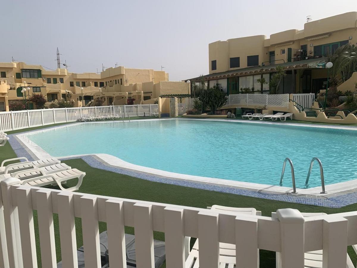 Apartamento Recien reformado!!! Costa Calma terraza y piscina Exterior foto